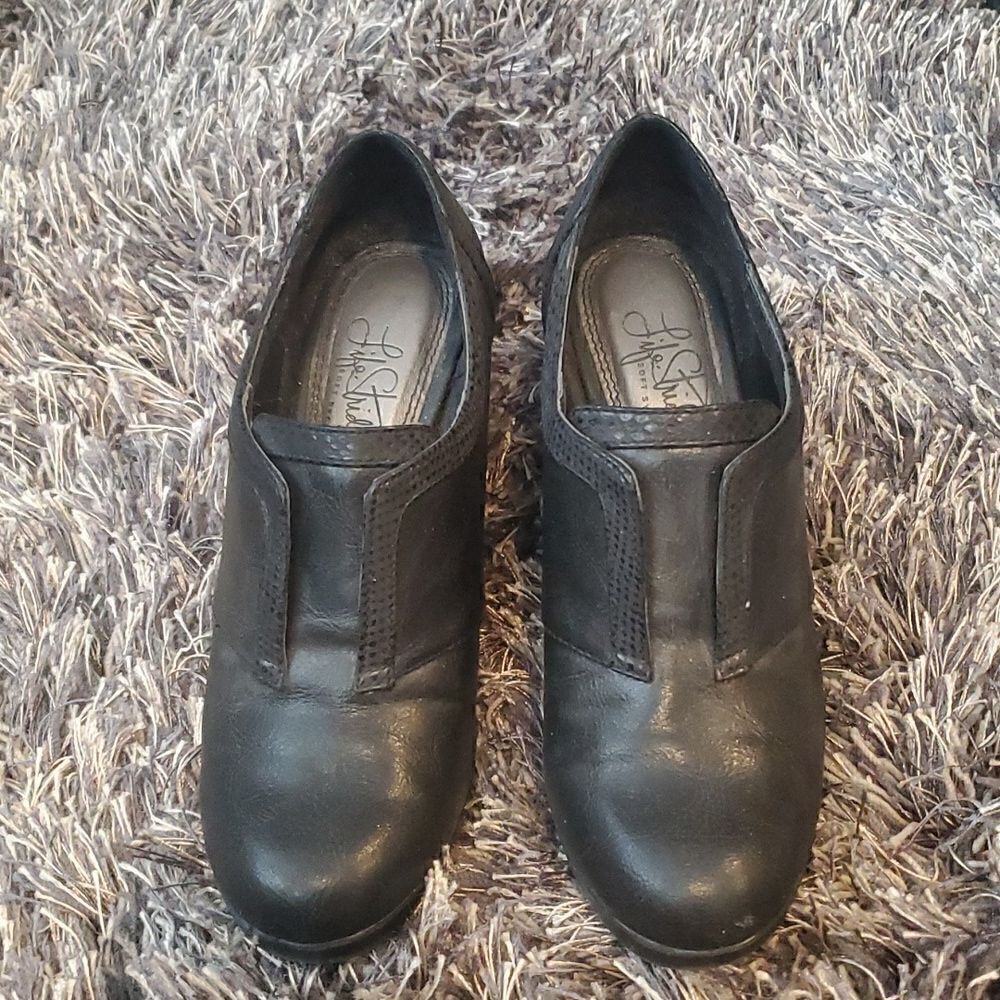 Life Stride Womens Shoes 6.5